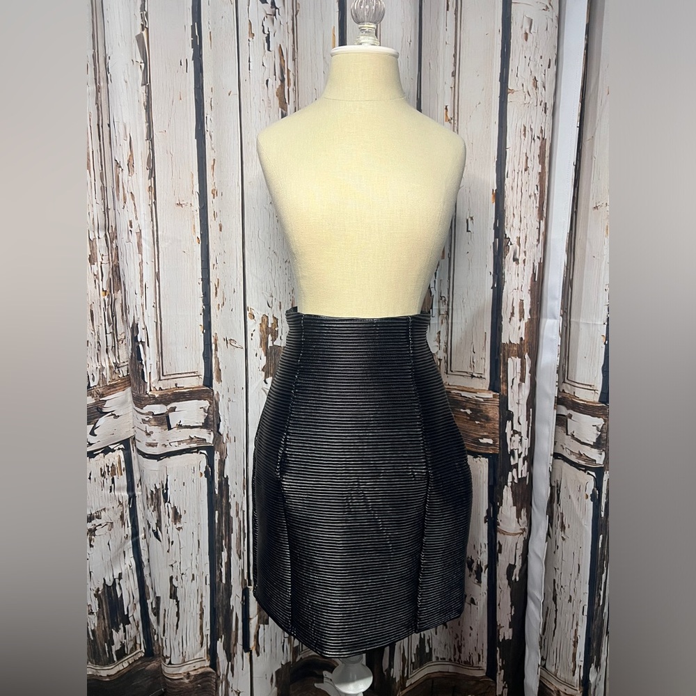 AKIRA Black and Silver Pencil Skirt